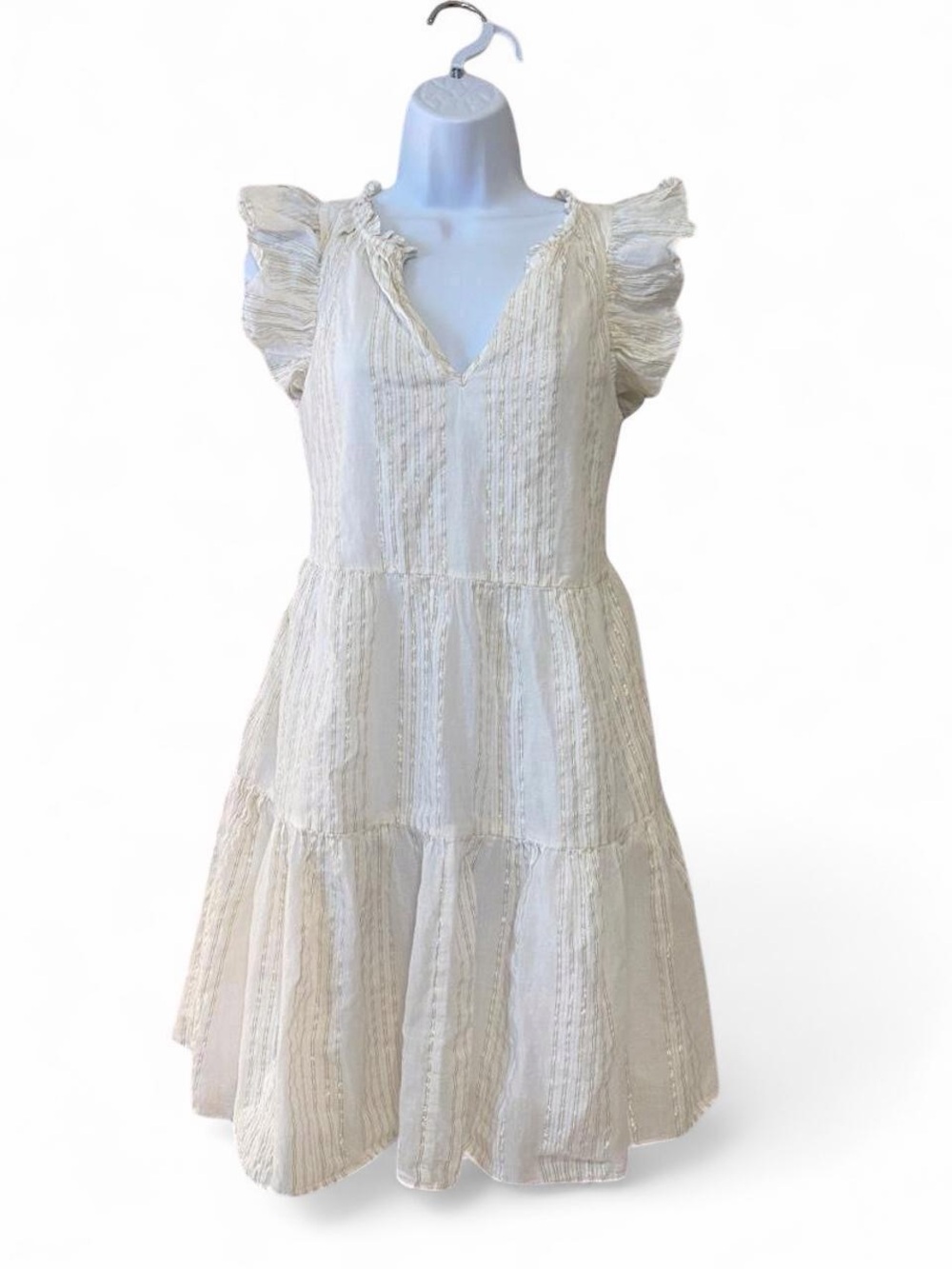 A Loves A Split V-Neck Ruffle Cap Sleeve Cream
Tiered Poplin Mini Dress 🤍